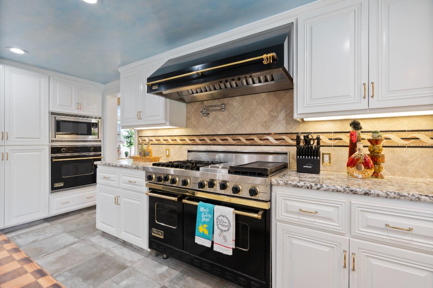 Detail Gallery Image 18 of 65 For 2859 Broken Oak Ct, San Jose,  CA 95148 - 4 Beds | 2/1 Baths