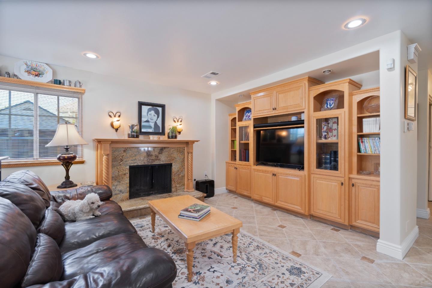 Detail Gallery Image 24 of 65 For 2859 Broken Oak Ct, San Jose,  CA 95148 - 4 Beds | 2/1 Baths