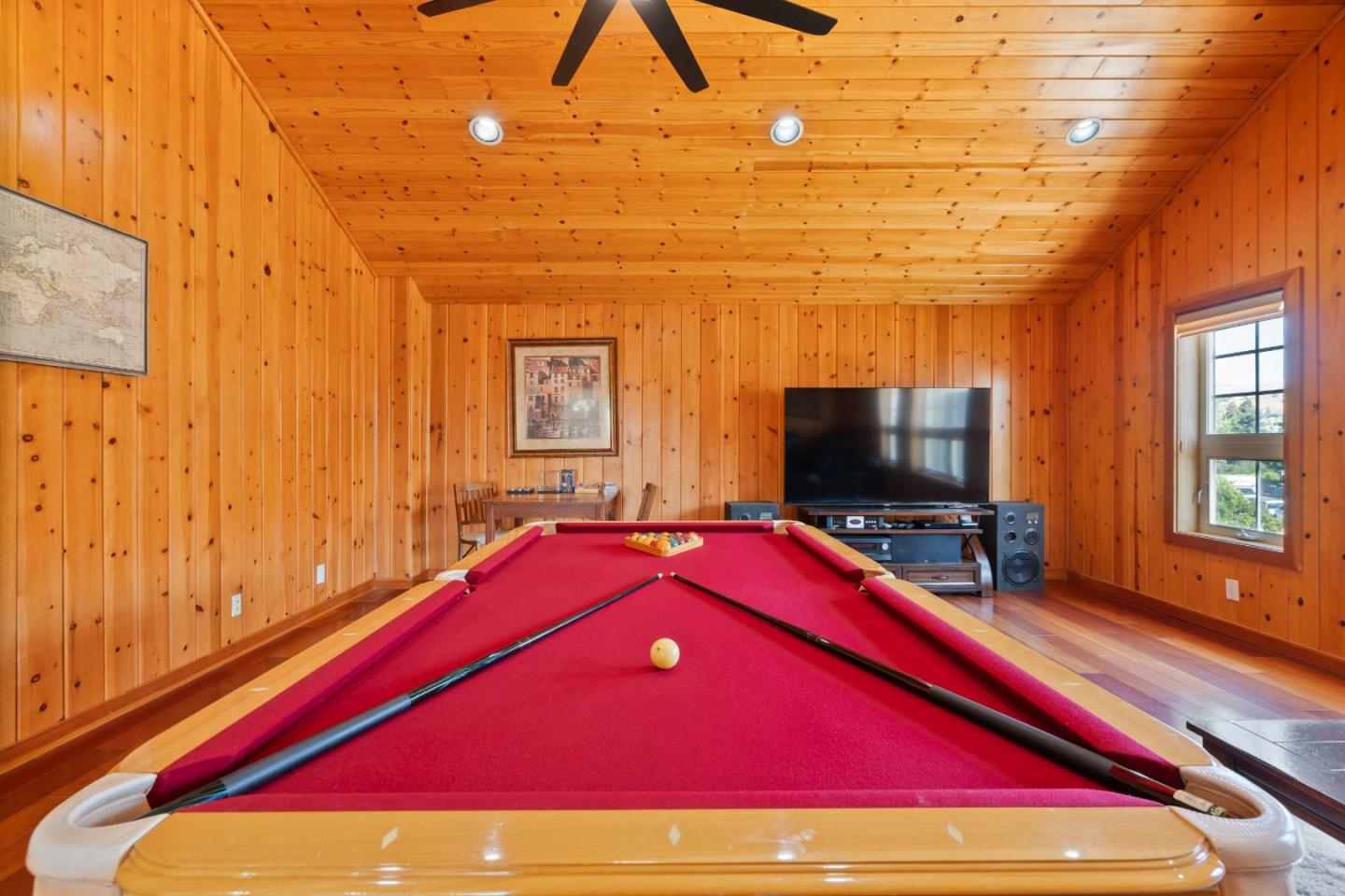Detail Gallery Image 34 of 65 For 2859 Broken Oak Ct, San Jose,  CA 95148 - 4 Beds | 2/1 Baths