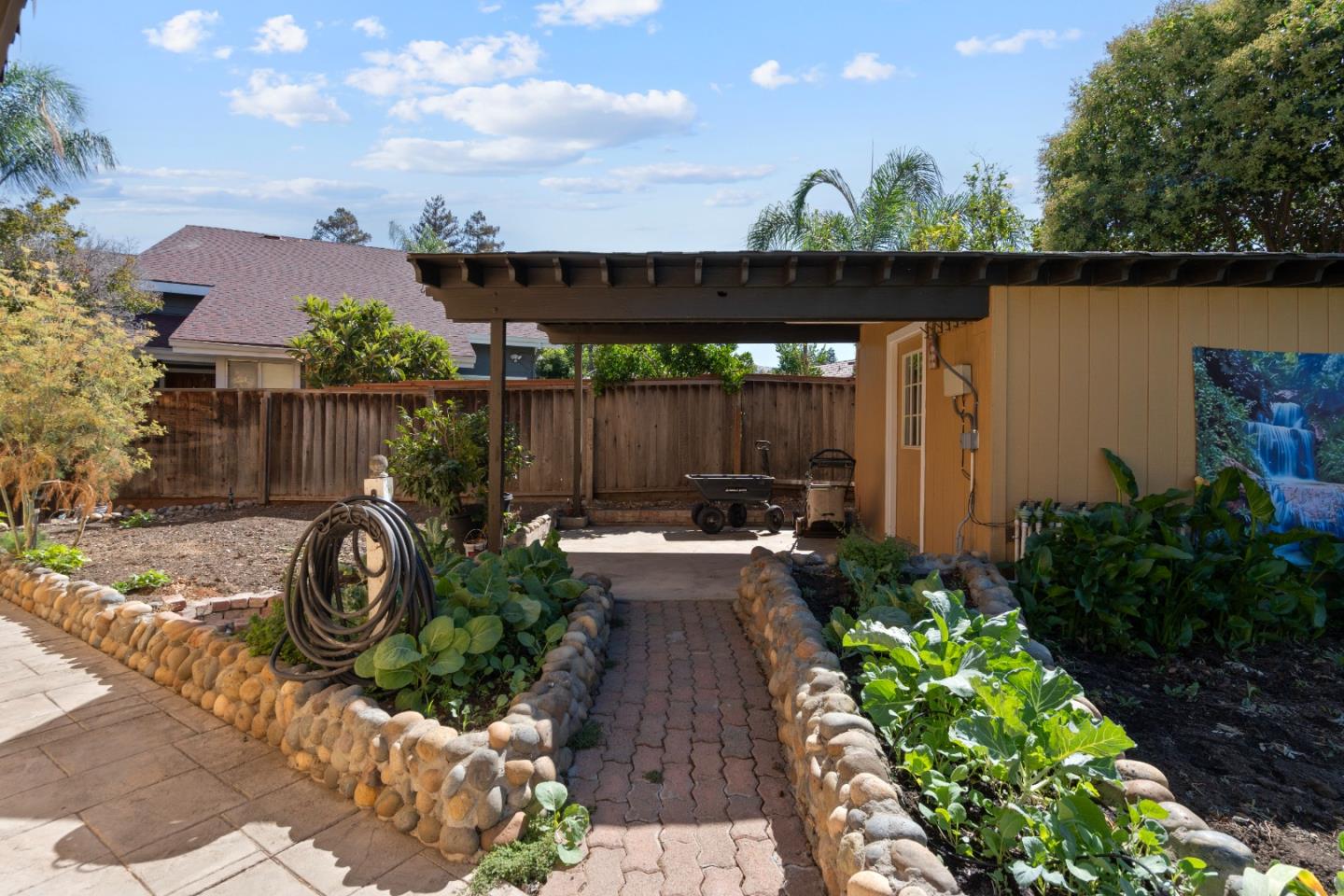Detail Gallery Image 61 of 65 For 2859 Broken Oak Ct, San Jose,  CA 95148 - 4 Beds | 2/1 Baths