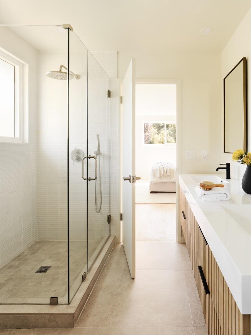 Detail Gallery Image 11 of 16 For 210 Cervantes Rd, Portola Valley,  CA 94028 - 5 Beds | 4 Baths