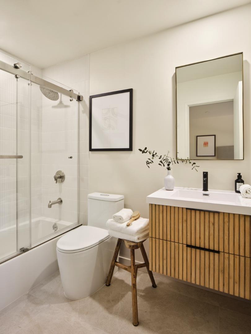 Detail Gallery Image 13 of 16 For 210 Cervantes Rd, Portola Valley,  CA 94028 - 5 Beds | 4 Baths
