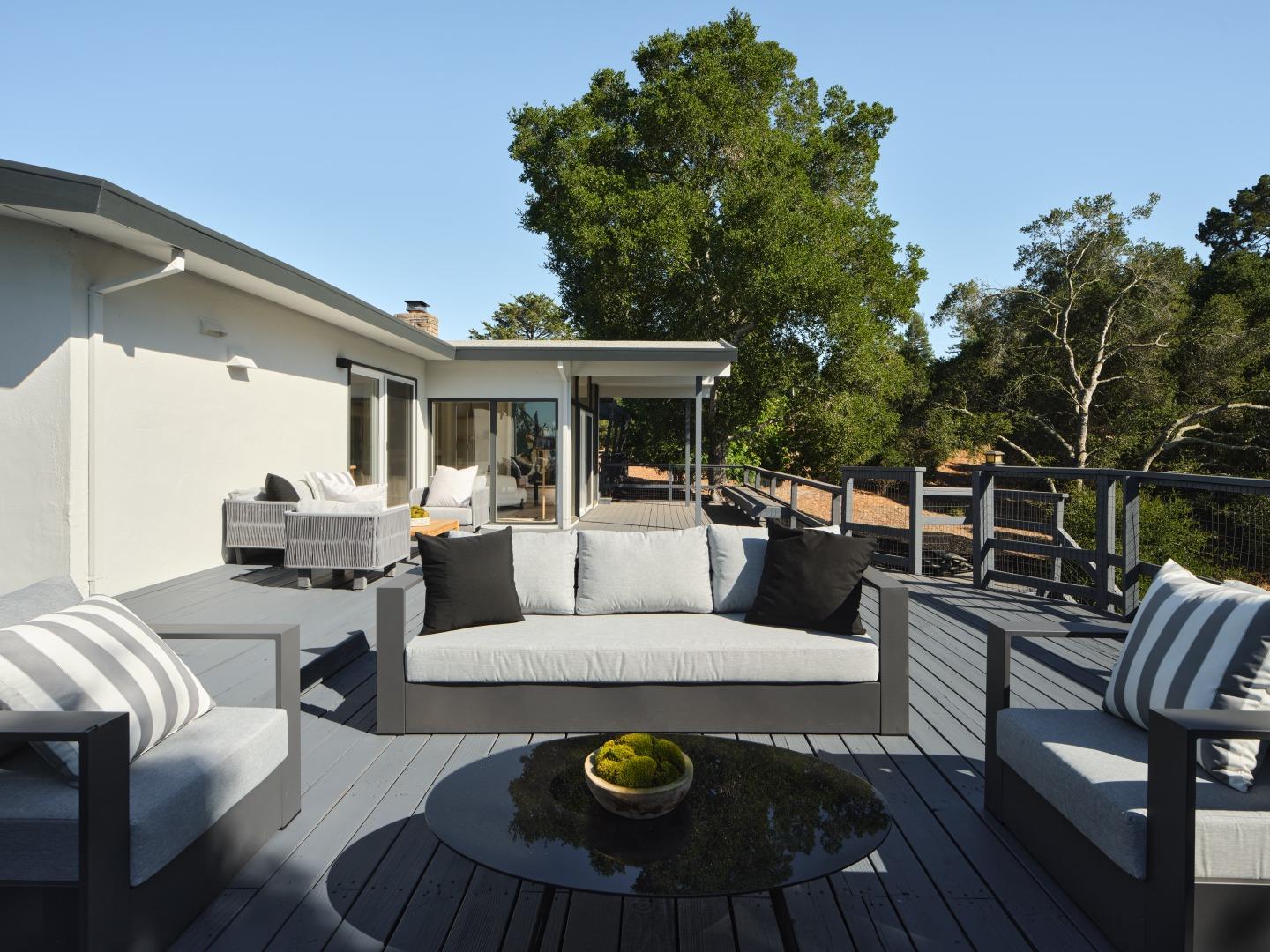 Detail Gallery Image 15 of 16 For 210 Cervantes Rd, Portola Valley,  CA 94028 - 5 Beds | 4 Baths