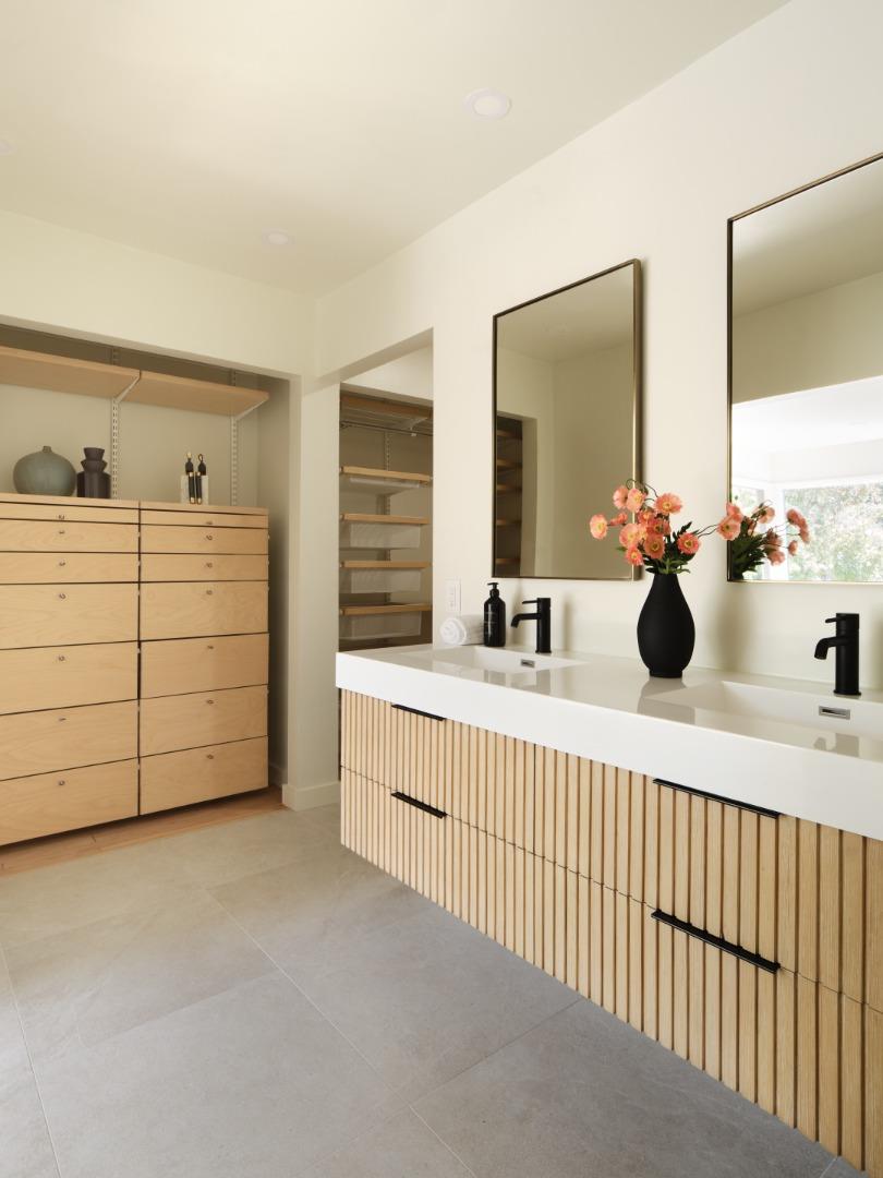 Detail Gallery Image 9 of 16 For 210 Cervantes Rd, Portola Valley,  CA 94028 - 5 Beds | 4 Baths