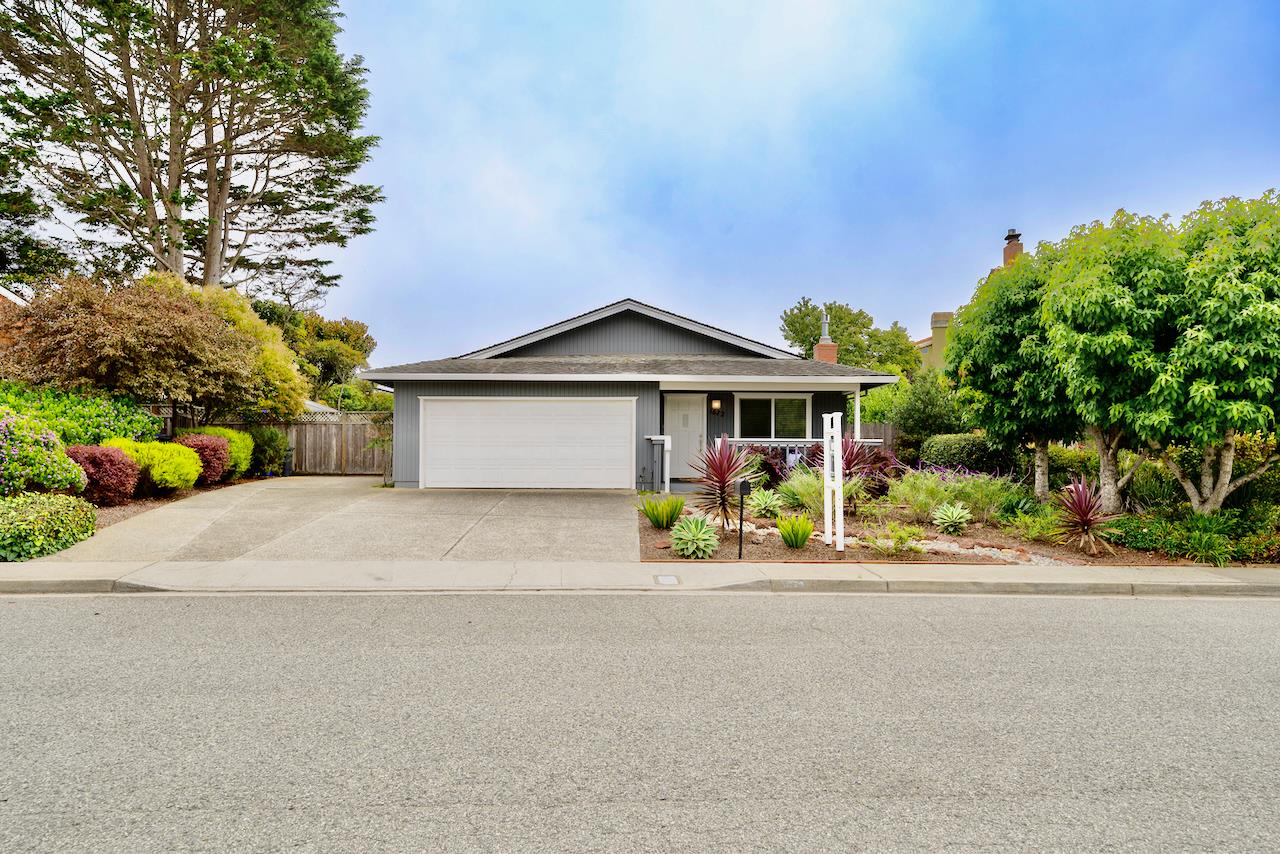 Detail Gallery Image 3 of 79 For 1672 Calypso Dr, Aptos,  CA 95003 - 3 Beds | 2 Baths