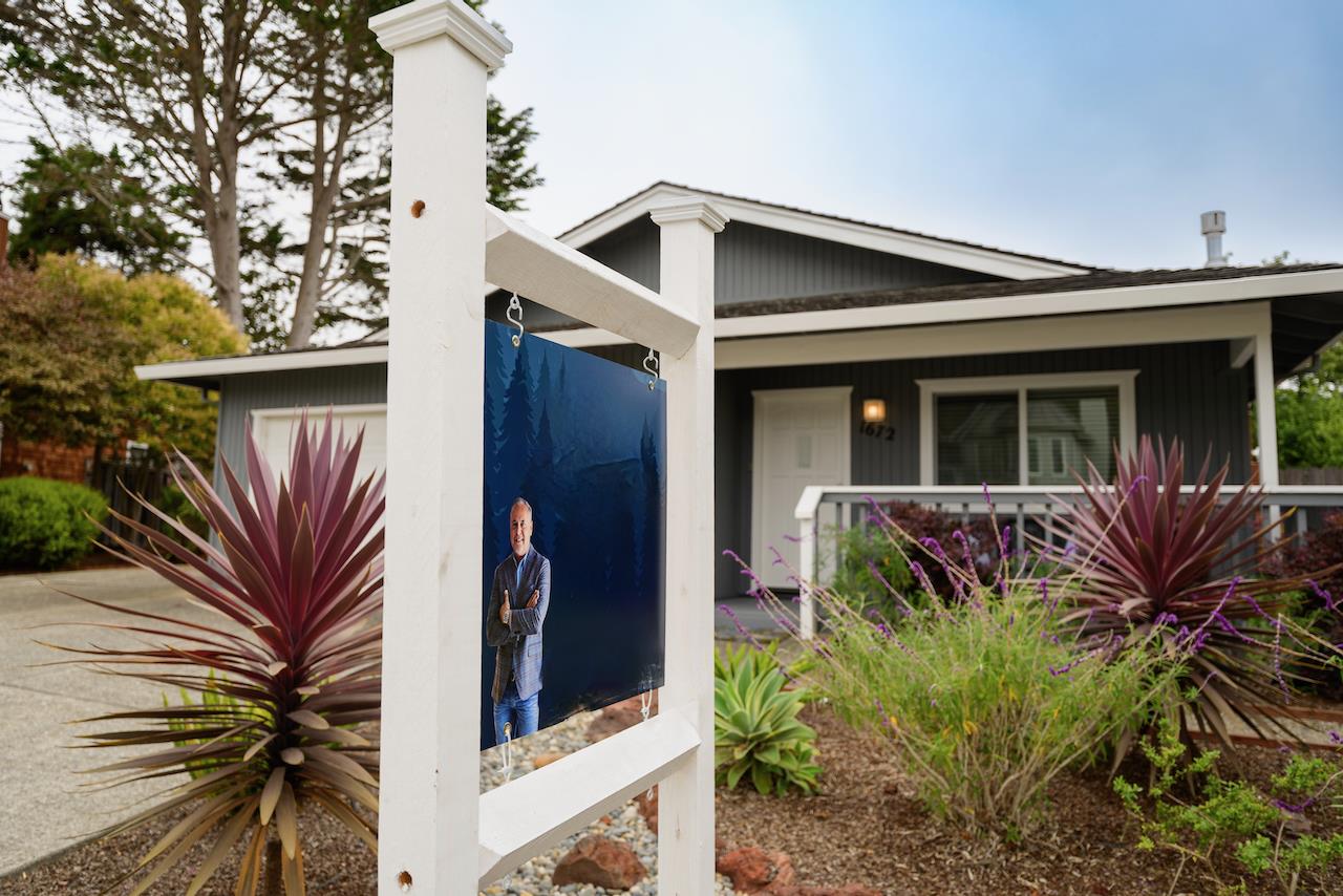 Detail Gallery Image 4 of 79 For 1672 Calypso Dr, Aptos,  CA 95003 - 3 Beds | 2 Baths