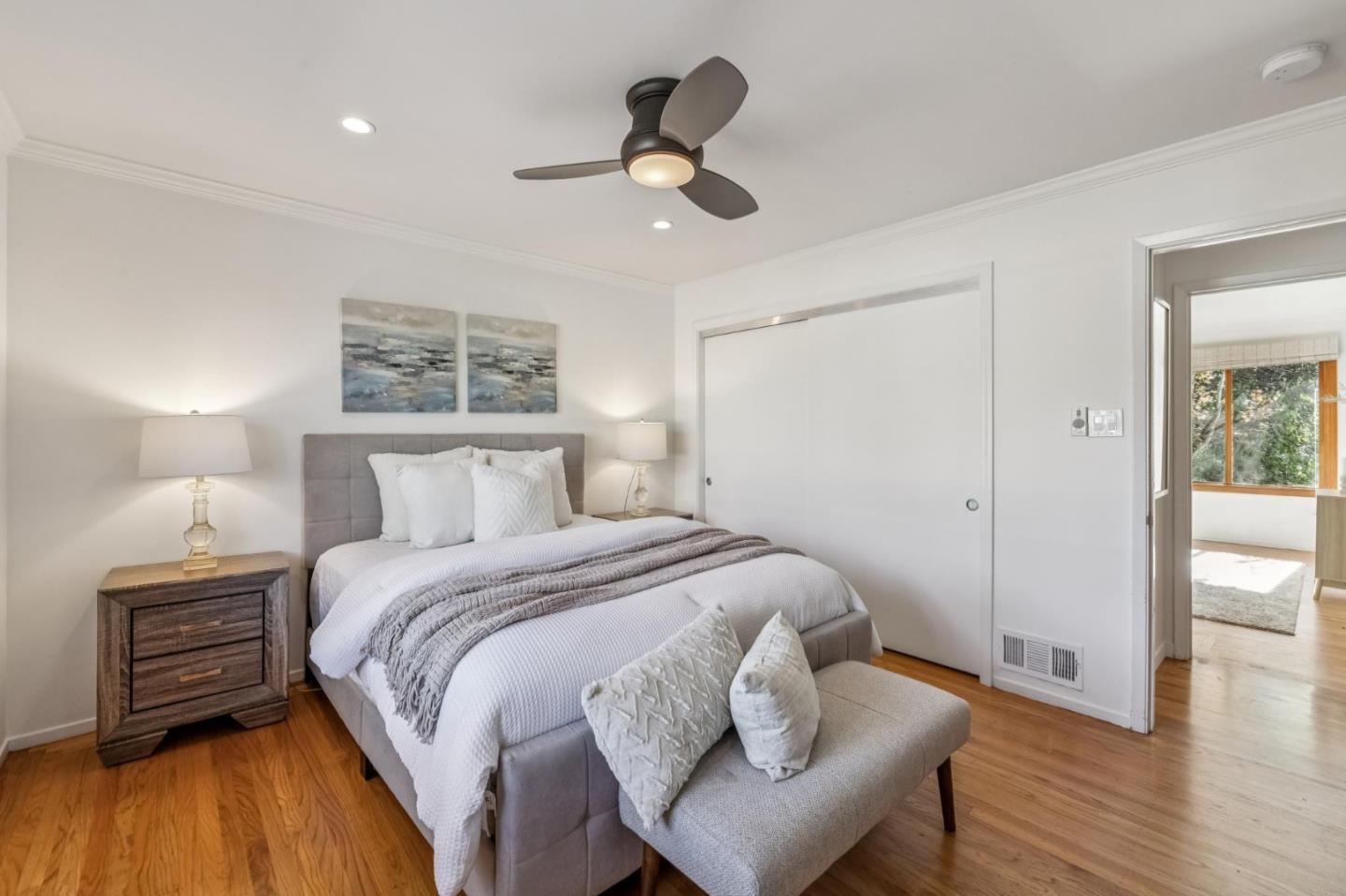 Detail Gallery Image 15 of 25 For 708 Linda Ct, San Mateo,  CA 94403 - 3 Beds | 2/1 Baths