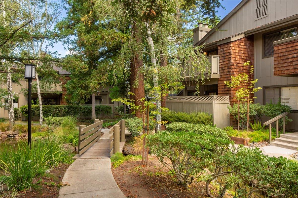 Detail Gallery Image 15 of 38 For 3109 La Terrace Cir, San Jose,  CA 95123 - 2 Beds | 2 Baths