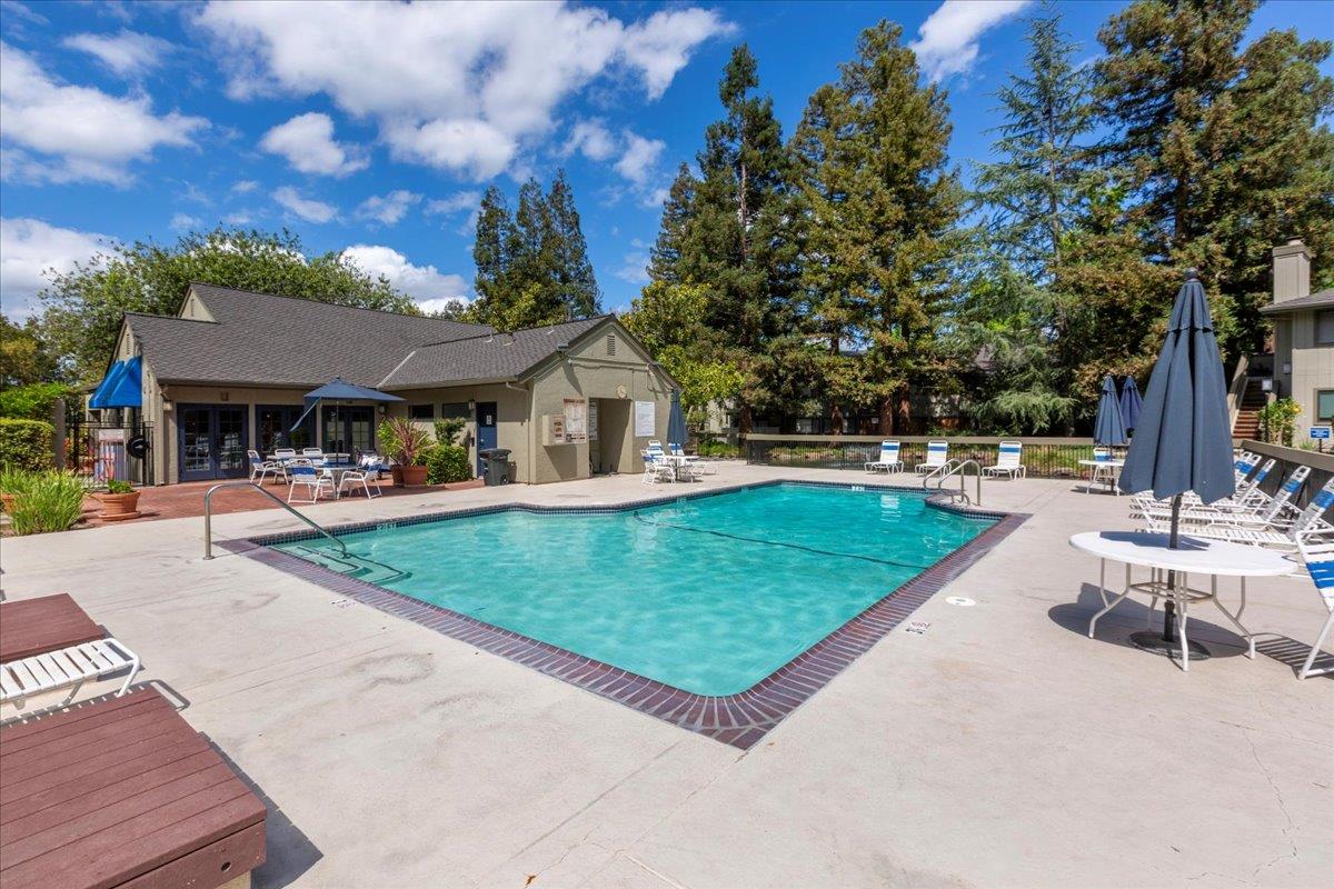 Detail Gallery Image 17 of 38 For 3109 La Terrace Cir, San Jose,  CA 95123 - 2 Beds | 2 Baths
