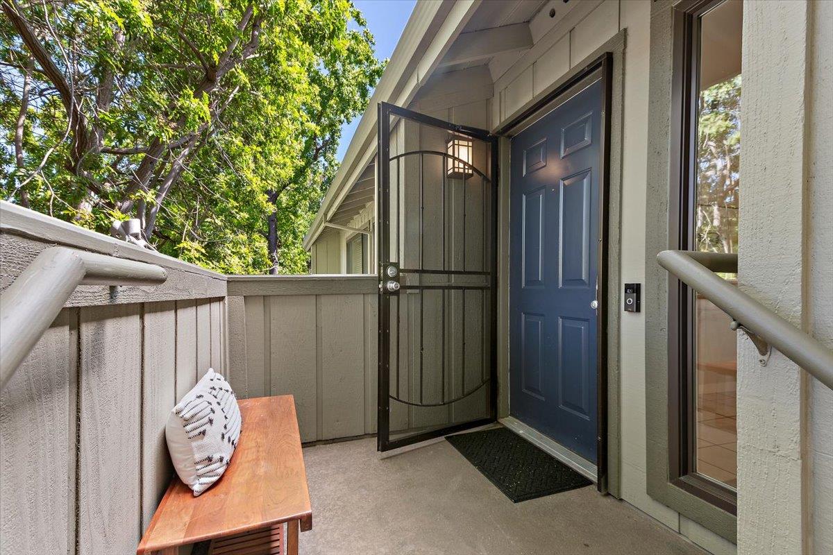Detail Gallery Image 3 of 38 For 3109 La Terrace Cir, San Jose,  CA 95123 - 2 Beds | 2 Baths