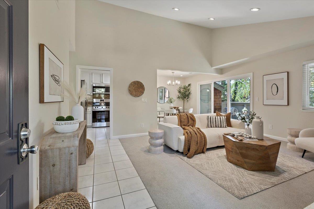 Detail Gallery Image 4 of 38 For 3109 La Terrace Cir, San Jose,  CA 95123 - 2 Beds | 2 Baths