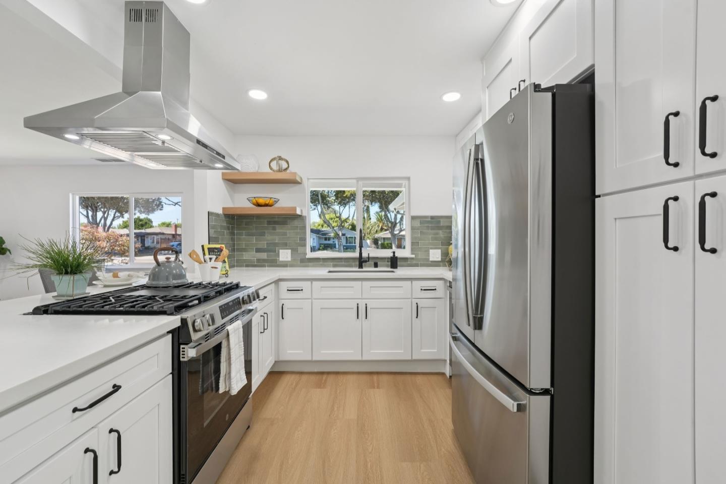 Detail Gallery Image 11 of 32 For 2191 Bowers Ave, Santa Clara,  CA 95051 - 3 Beds | 2 Baths