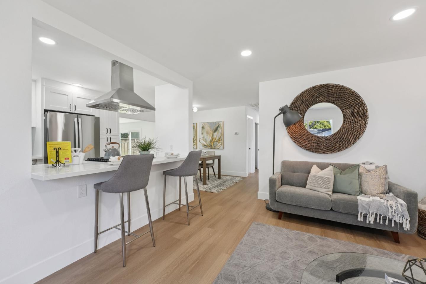 Detail Gallery Image 4 of 32 For 2191 Bowers Ave, Santa Clara,  CA 95051 - 3 Beds | 2 Baths
