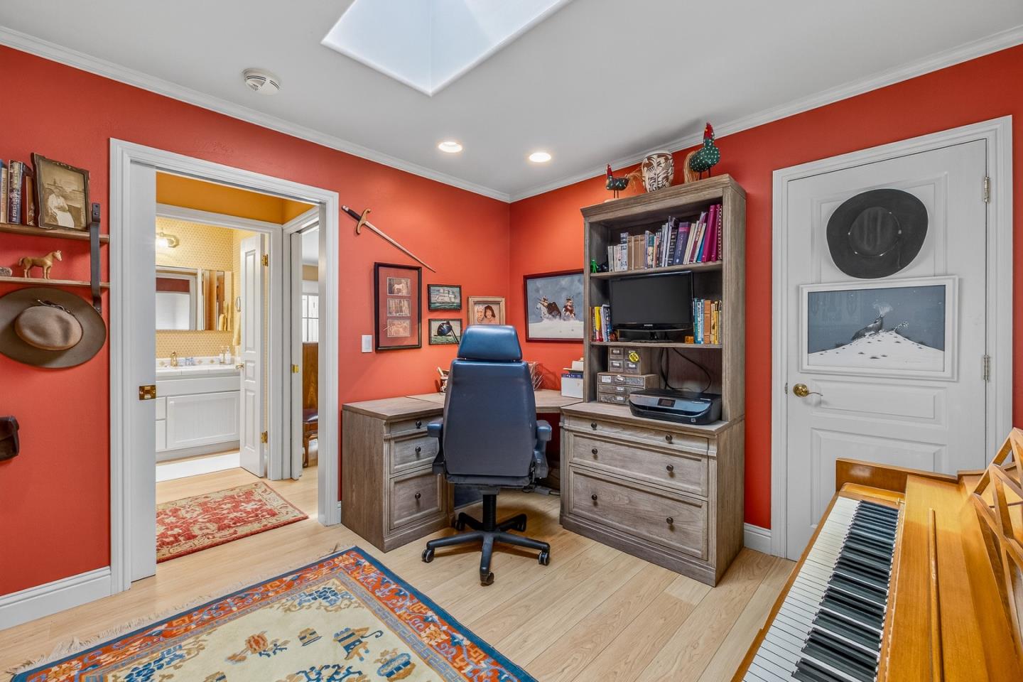 Detail Gallery Image 22 of 42 For 171 Hacienda Carmel, Carmel,  CA 93923 - 2 Beds | 2 Baths