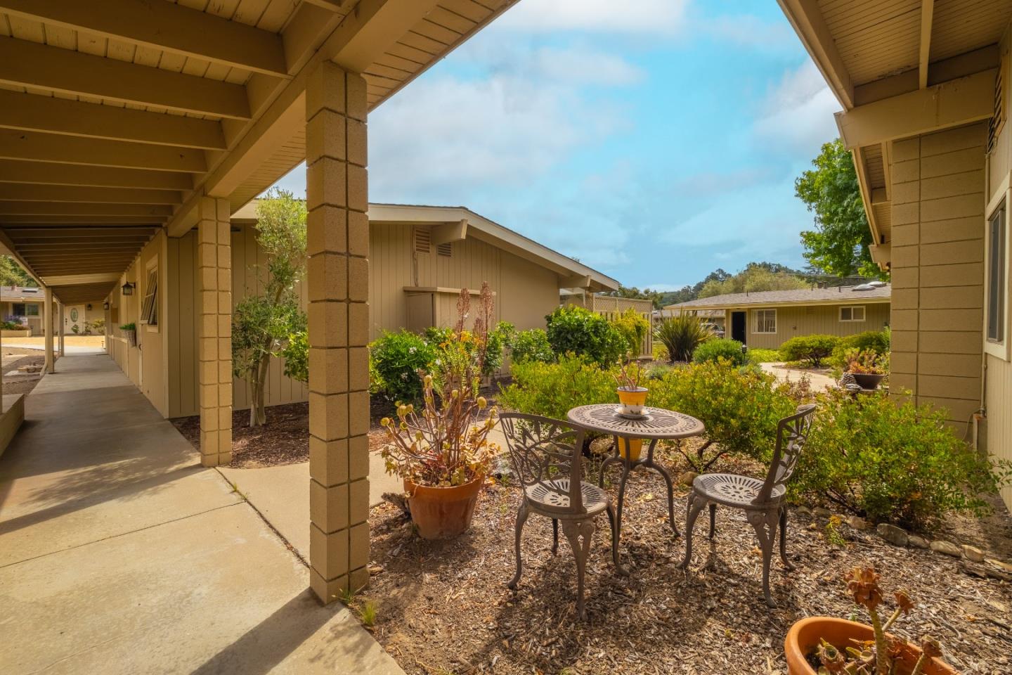Detail Gallery Image 29 of 42 For 171 Hacienda Carmel, Carmel,  CA 93923 - 2 Beds | 2 Baths