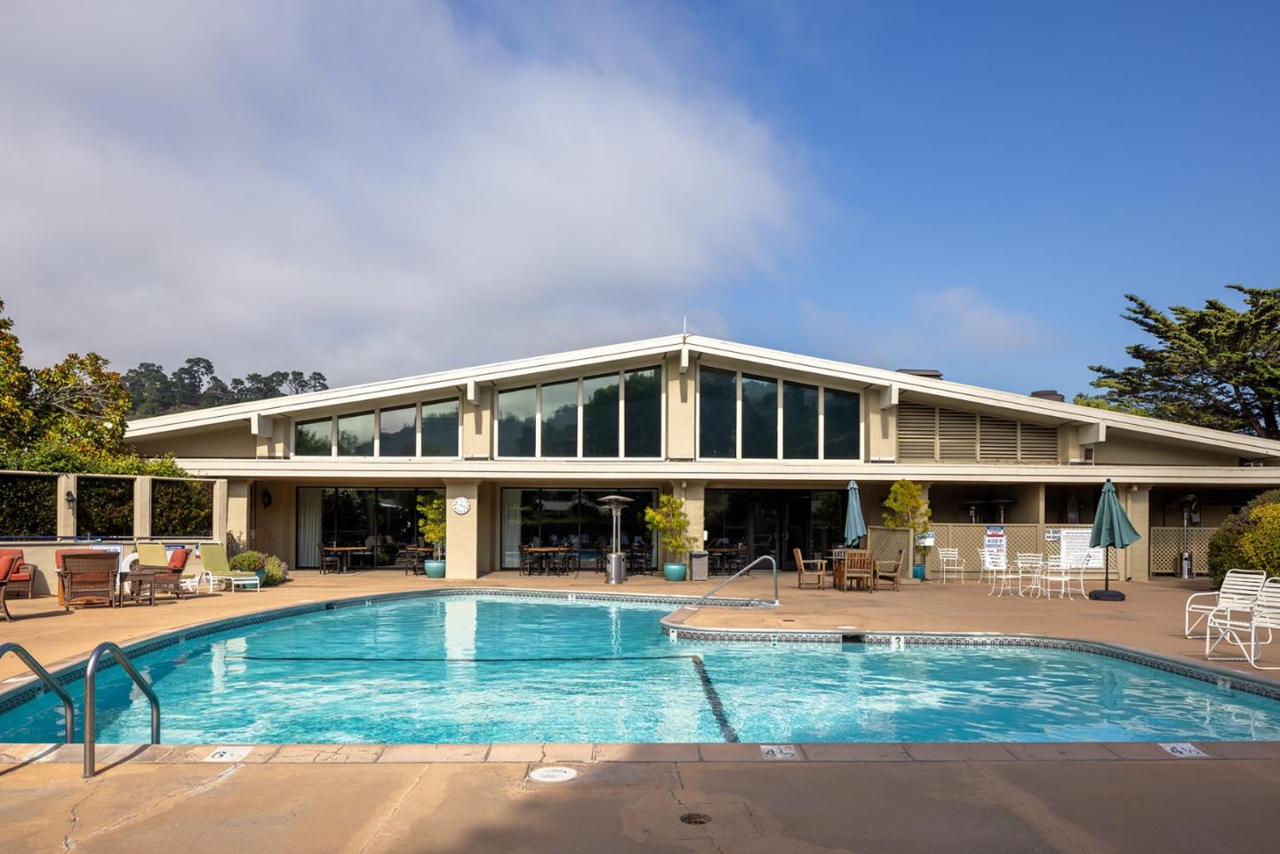 Detail Gallery Image 36 of 42 For 171 Hacienda Carmel, Carmel,  CA 93923 - 2 Beds | 2 Baths
