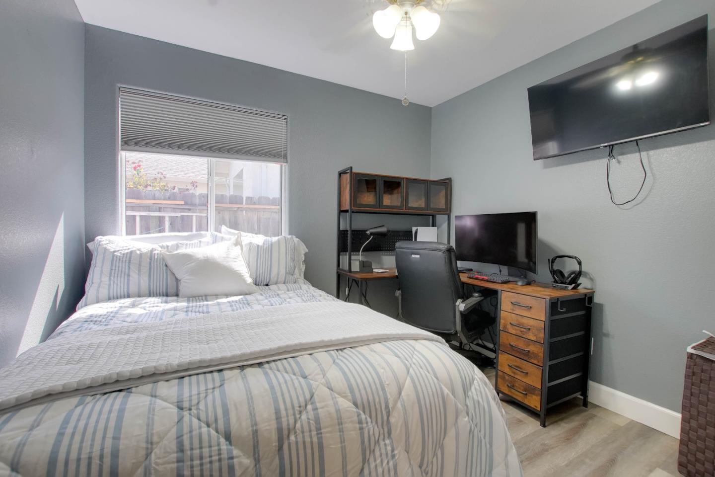 Detail Gallery Image 22 of 43 For 1330 Meridian St, Hollister,  CA 95023 - 4 Beds | 2 Baths
