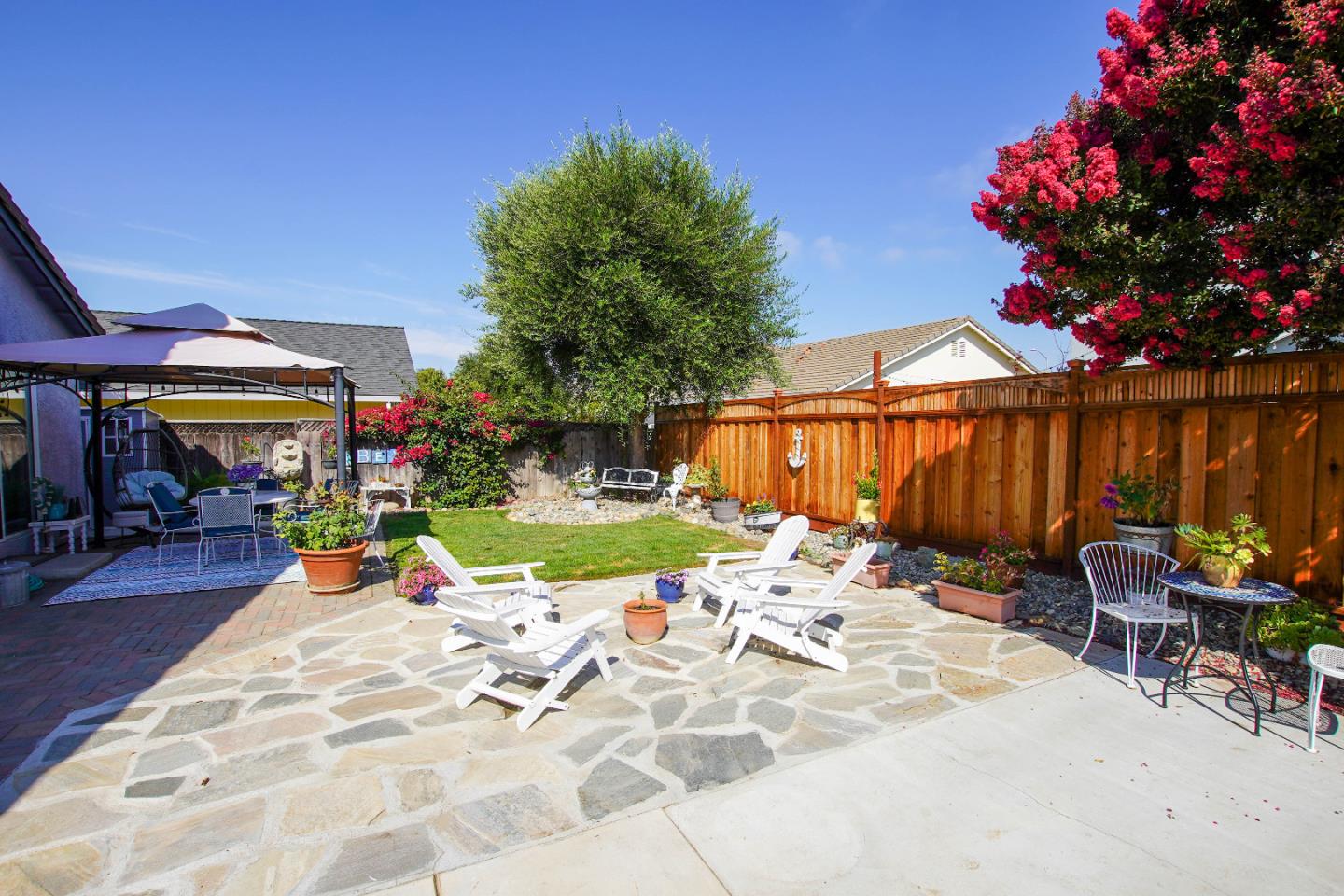 Detail Gallery Image 33 of 43 For 1330 Meridian St, Hollister,  CA 95023 - 4 Beds | 2 Baths