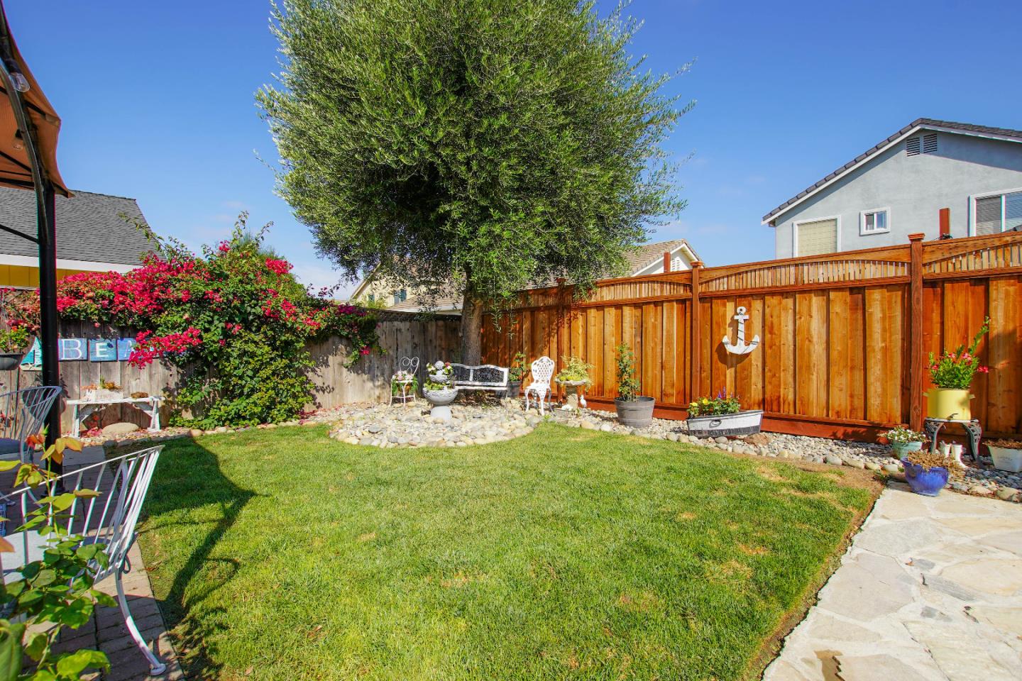 Detail Gallery Image 34 of 43 For 1330 Meridian St, Hollister,  CA 95023 - 4 Beds | 2 Baths