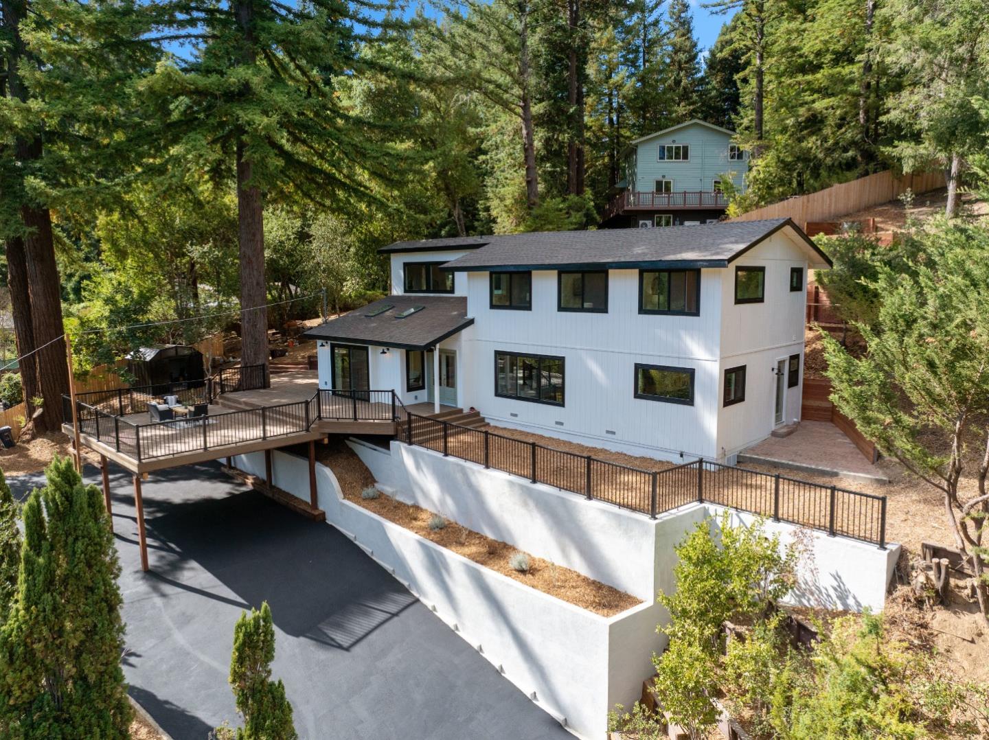 Detail Gallery Image 1 of 47 For 620 Manzanita Ave, Boulder Creek,  CA 95006 - 4 Beds | 3/1 Baths
