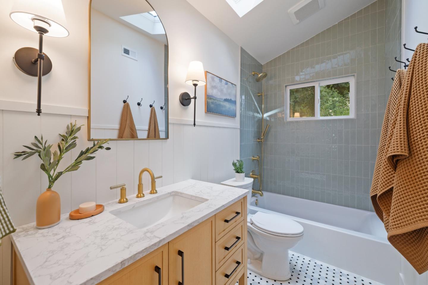 Detail Gallery Image 21 of 47 For 620 Manzanita Ave, Boulder Creek,  CA 95006 - 4 Beds | 3/1 Baths