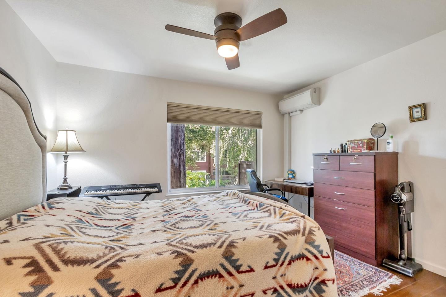 Detail Gallery Image 15 of 42 For 680 Teatree Ct, San Jose,  CA 95128 - 1 Beds | 1 Baths