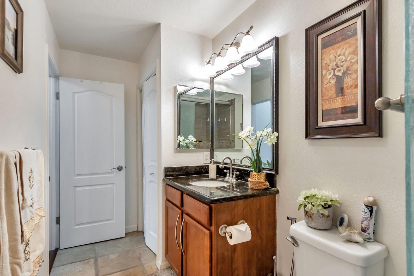 Detail Gallery Image 17 of 42 For 680 Teatree Ct, San Jose,  CA 95128 - 1 Beds | 1 Baths