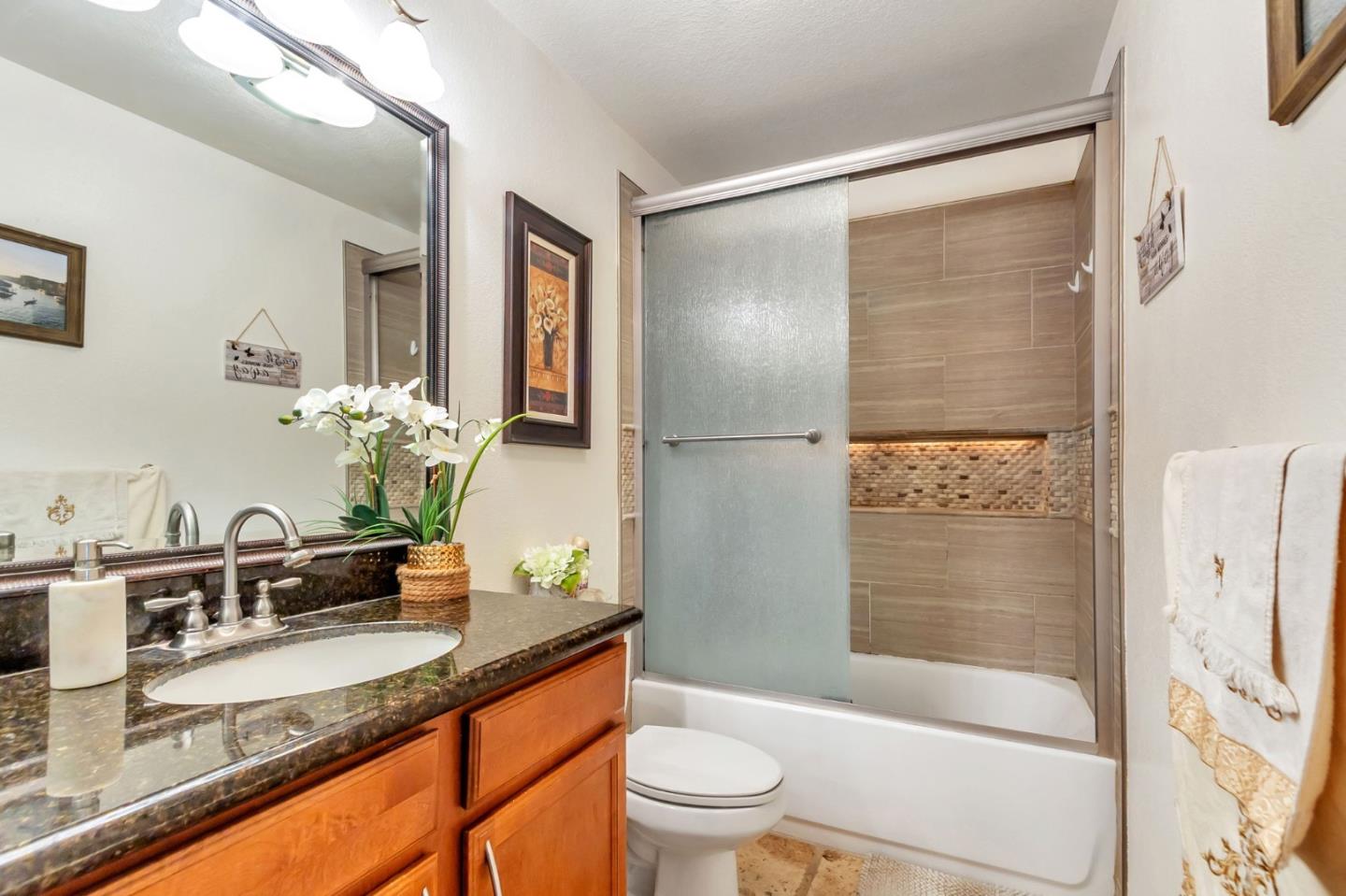 Detail Gallery Image 18 of 42 For 680 Teatree Ct, San Jose,  CA 95128 - 1 Beds | 1 Baths