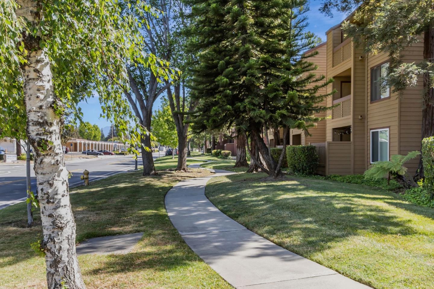 Detail Gallery Image 24 of 42 For 680 Teatree Ct, San Jose,  CA 95128 - 1 Beds | 1 Baths