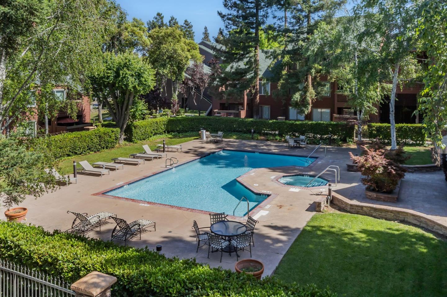 Detail Gallery Image 32 of 42 For 680 Teatree Ct, San Jose,  CA 95128 - 1 Beds | 1 Baths