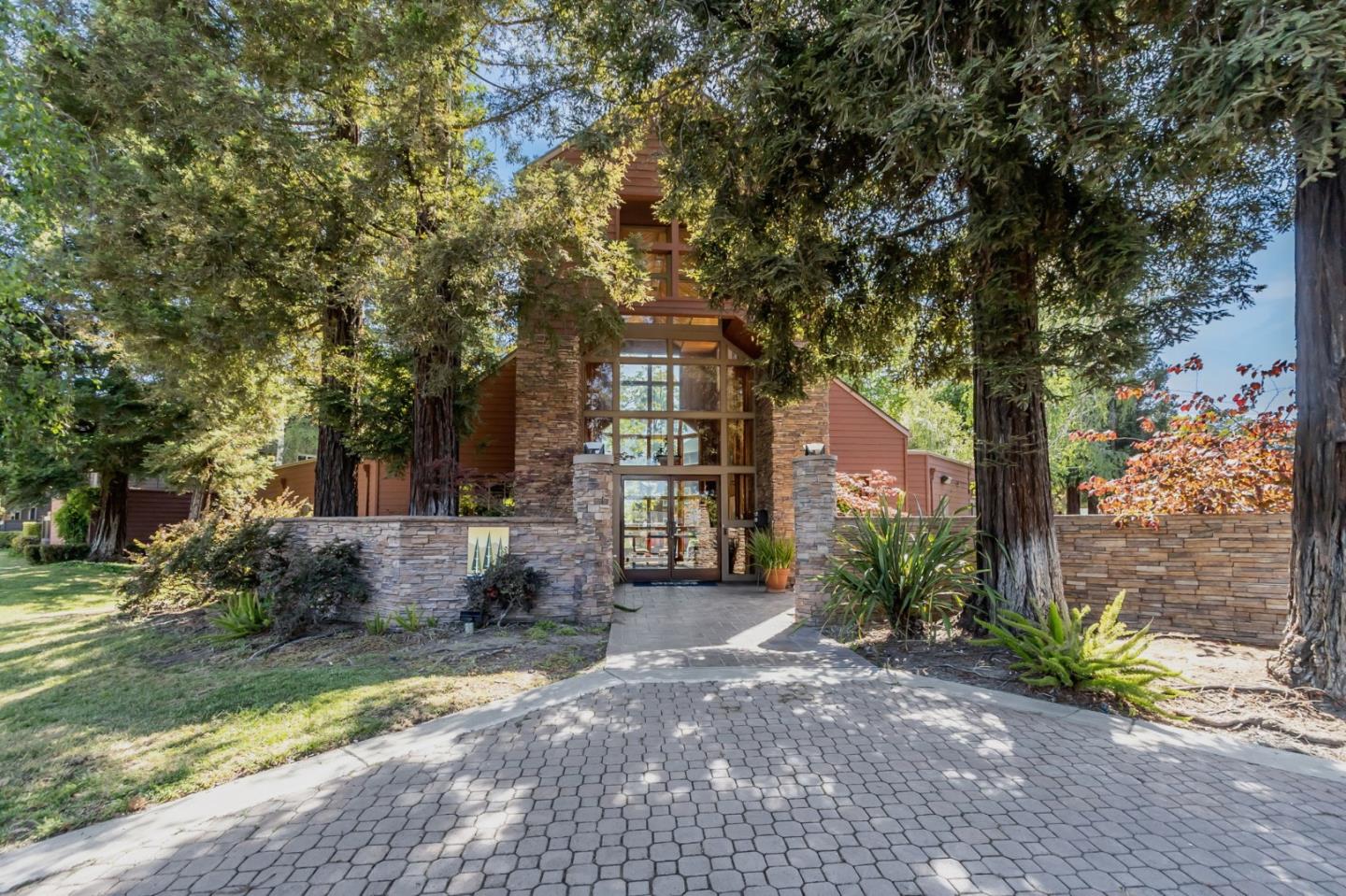 Detail Gallery Image 42 of 42 For 680 Teatree Ct, San Jose,  CA 95128 - 1 Beds | 1 Baths