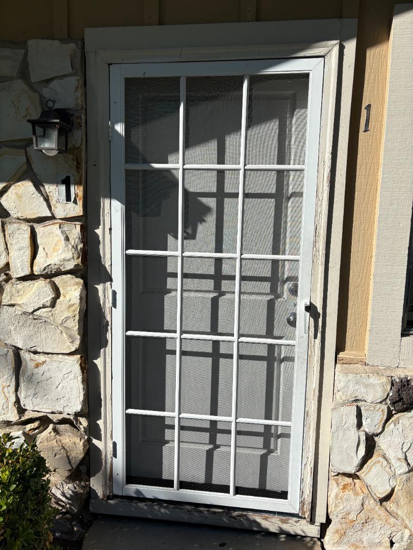 Detail Gallery Image 4 of 24 For 1335 Scossa Ave #1,  San Jose,  CA 95118 - 2 Beds | 1 Baths