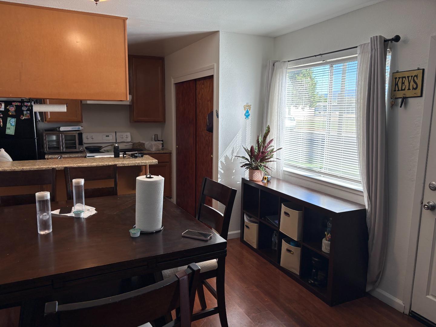 Detail Gallery Image 5 of 24 For 1335 Scossa Ave #1,  San Jose,  CA 95118 - 2 Beds | 1 Baths