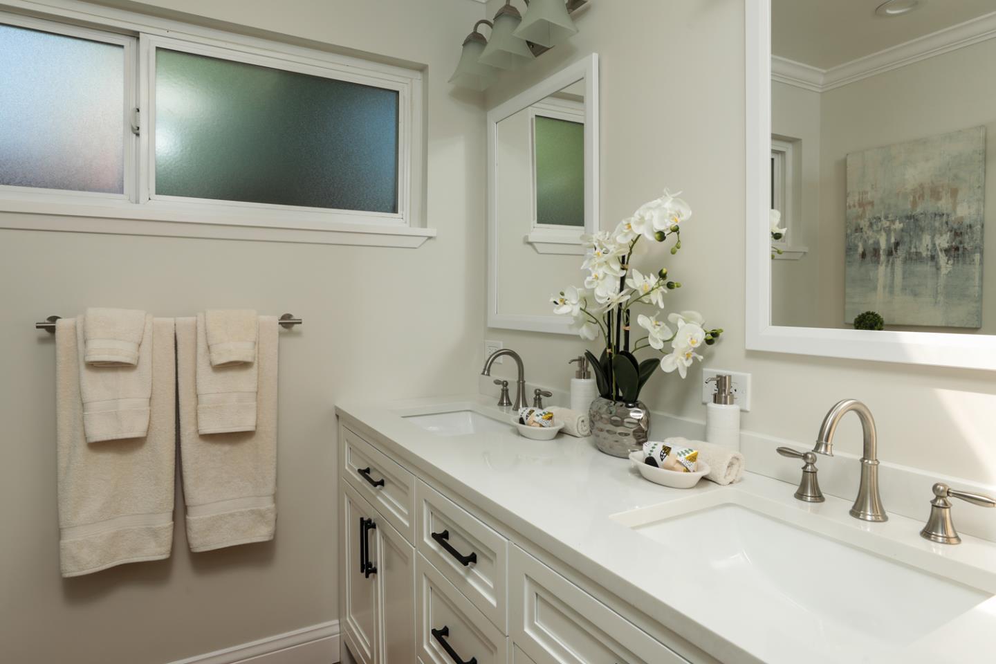 Detail Gallery Image 15 of 19 For 1015 Mallet Ct, Menlo Park,  CA 94025 - 2 Beds | 1/1 Baths