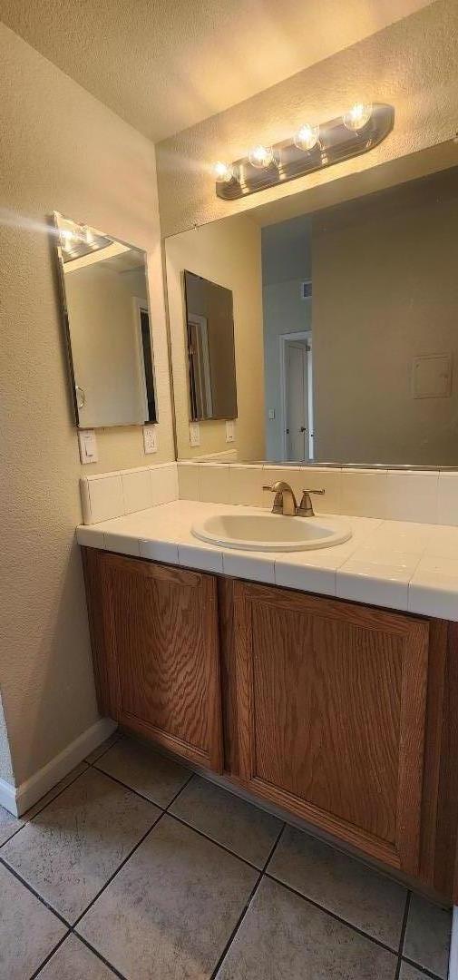 Detail Gallery Image 15 of 19 For 417 Tyler Pl #I,  Salinas,  CA 93906 - 1 Beds | 1 Baths