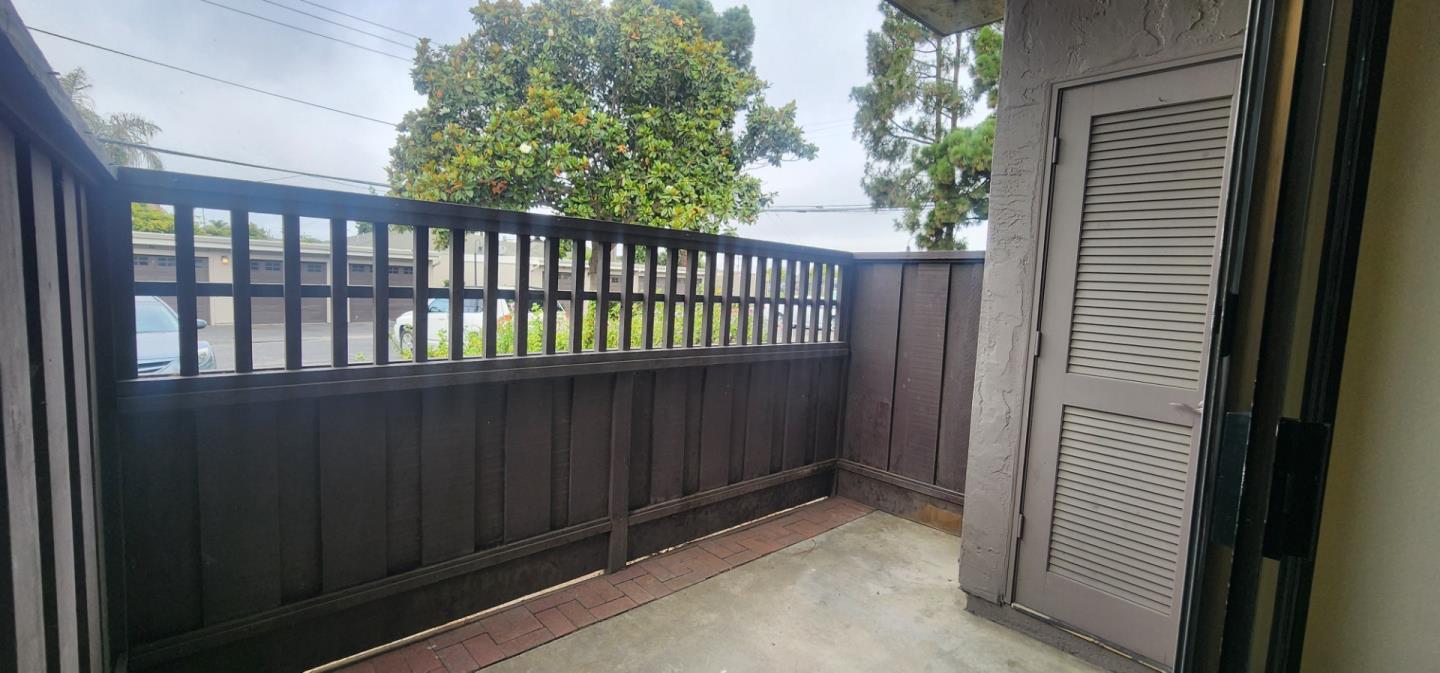Detail Gallery Image 16 of 19 For 417 Tyler Pl #I,  Salinas,  CA 93906 - 1 Beds | 1 Baths