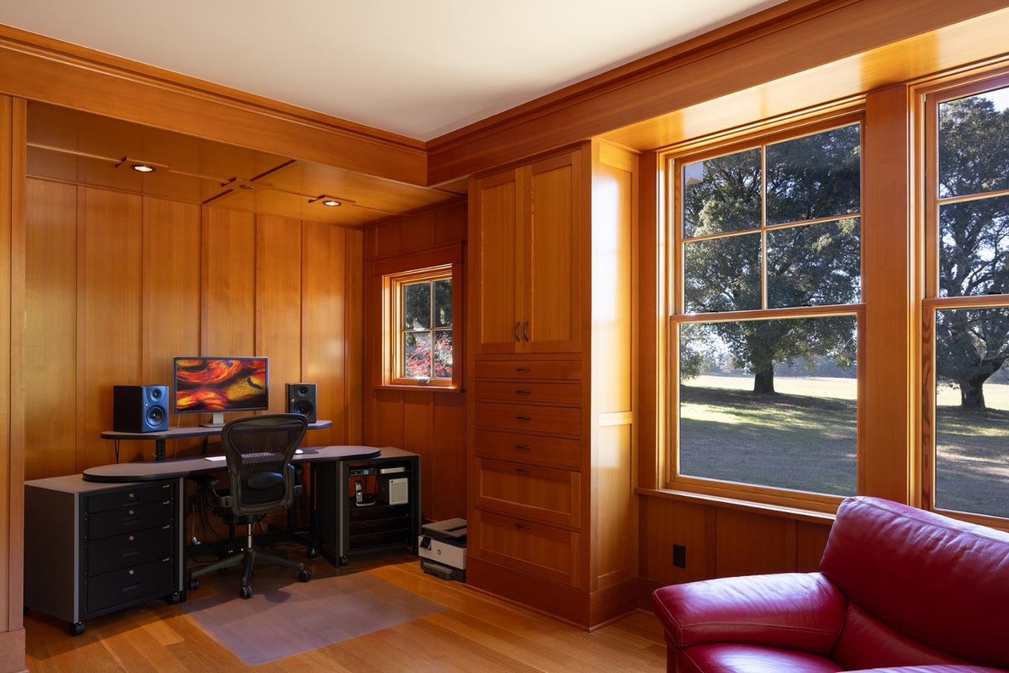 Detail Gallery Image 16 of 37 For 420 Bonnie Brae, Santa Cruz,  CA 95060 - 5 Beds | 4/1 Baths