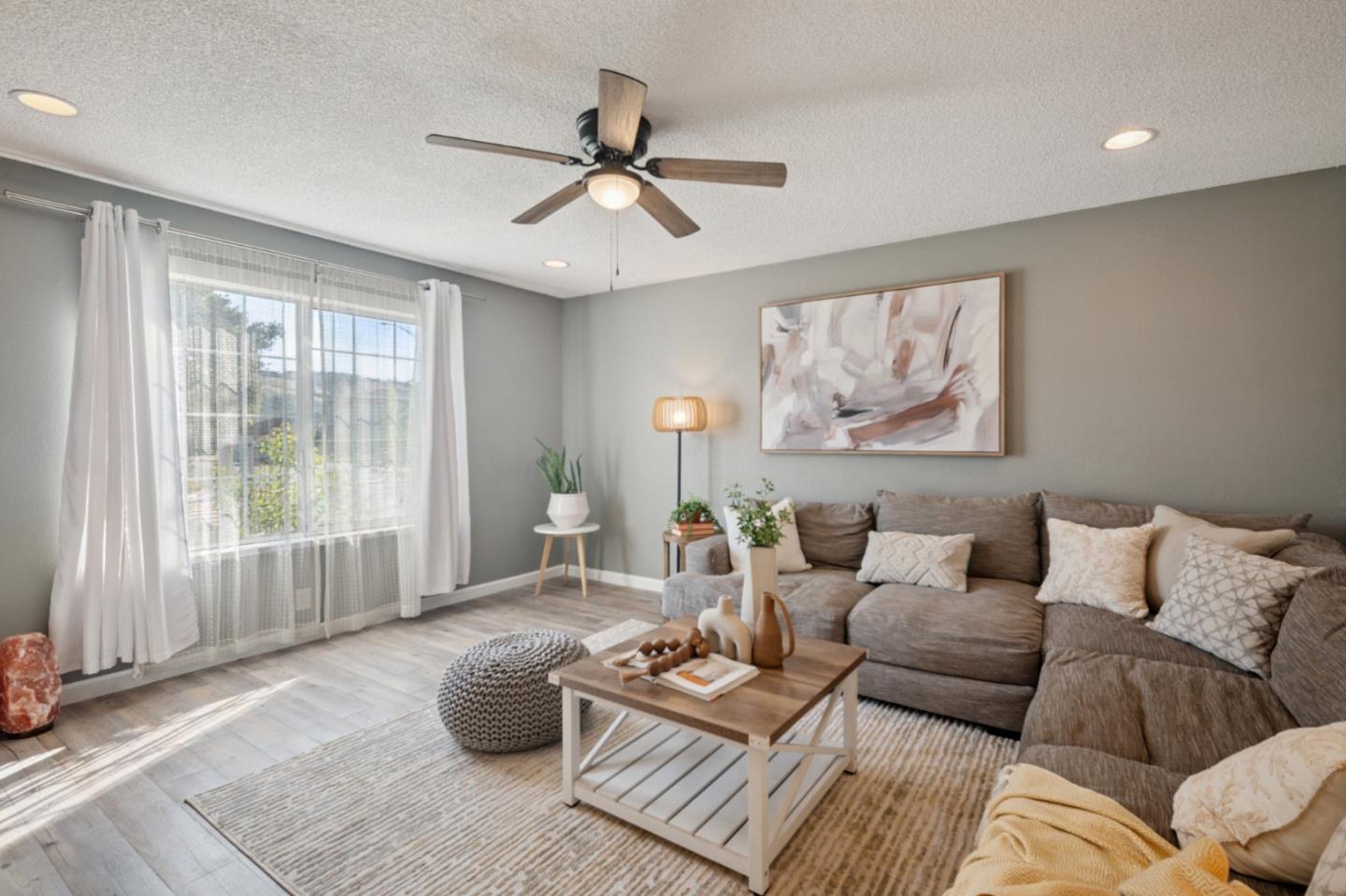 Detail Gallery Image 5 of 31 For 6624 Catamaran St, San Jose,  CA 95119 - 4 Beds | 2 Baths