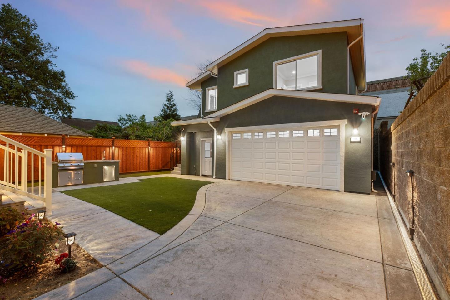 Detail Gallery Image 2 of 36 For 30 16th Ave, San Mateo,  CA 94402 - – Beds | – Baths