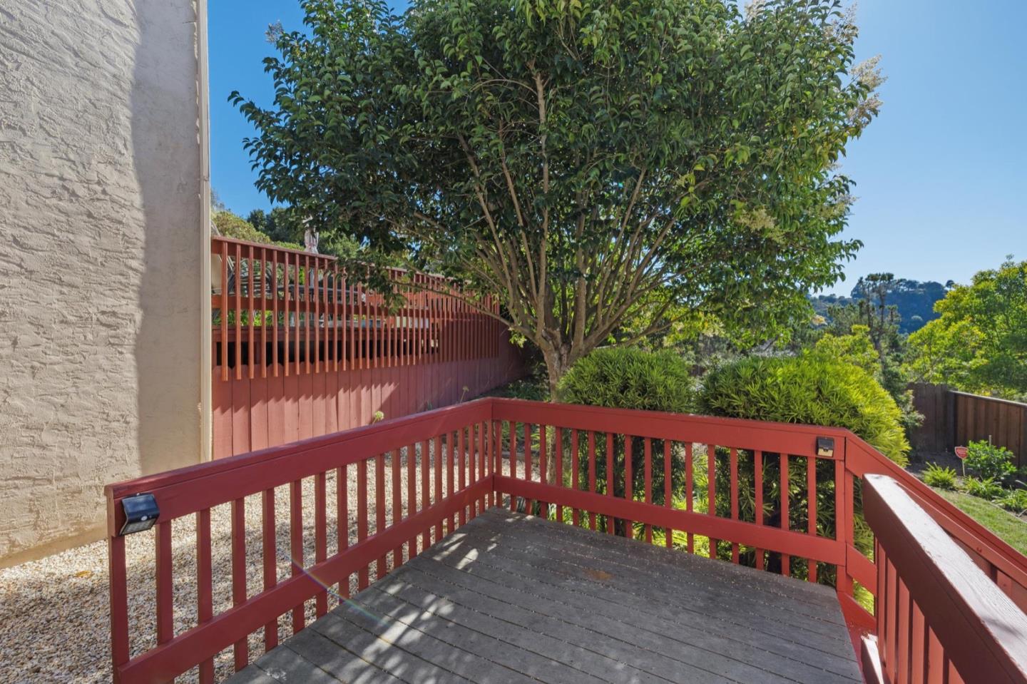 Detail Gallery Image 18 of 46 For 2016 Fairmont Dr, San Mateo,  CA 94402 - 3 Beds | 2/1 Baths