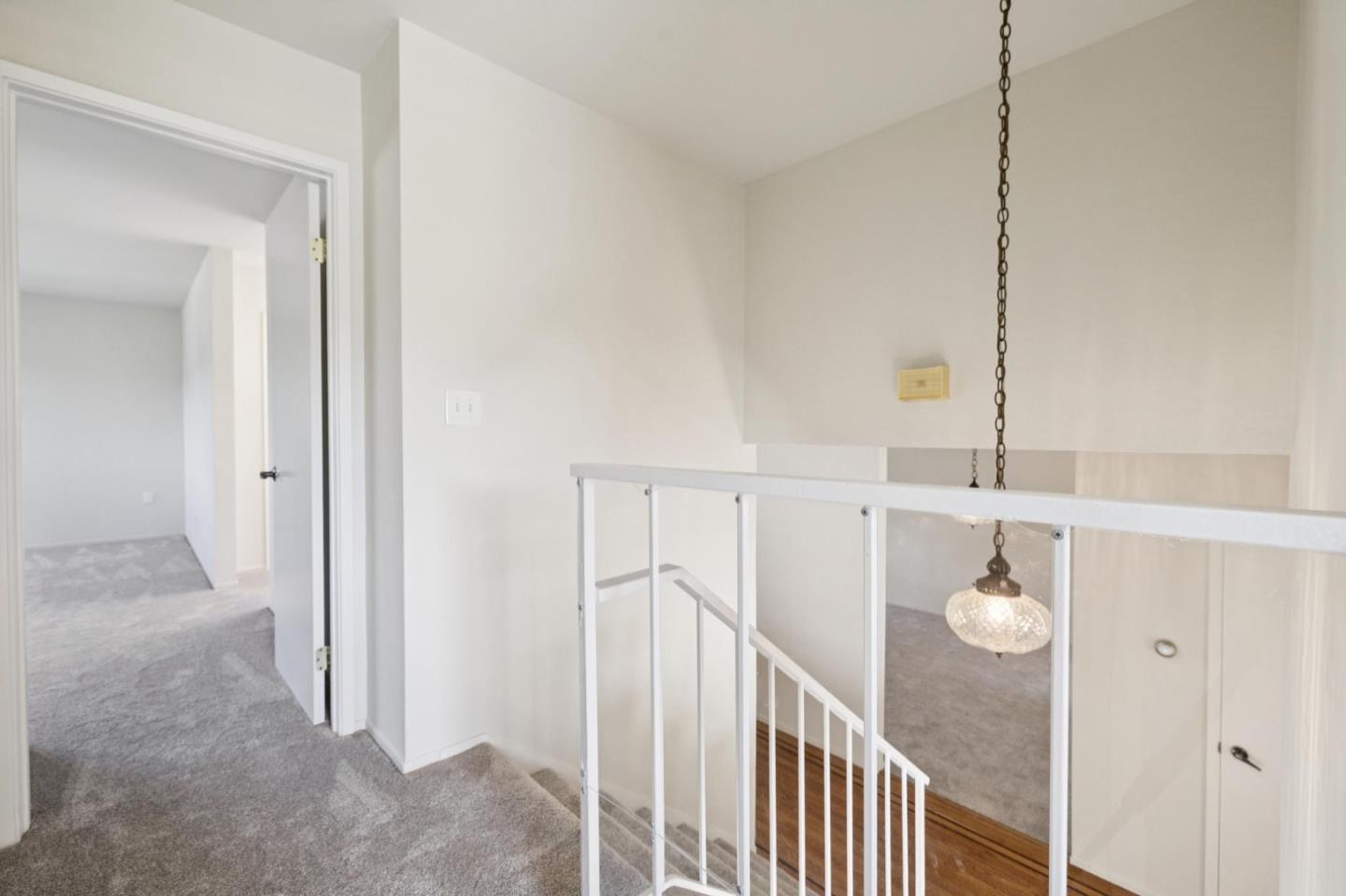 Detail Gallery Image 22 of 46 For 2016 Fairmont Dr, San Mateo,  CA 94402 - 3 Beds | 2/1 Baths