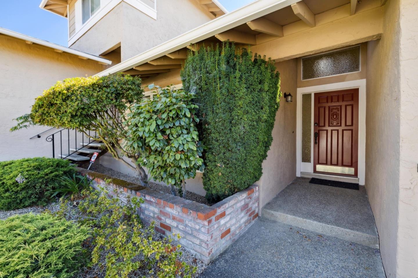 Detail Gallery Image 4 of 46 For 2016 Fairmont Dr, San Mateo,  CA 94402 - 3 Beds | 2/1 Baths