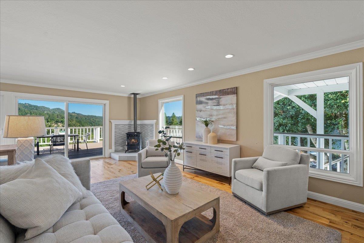 Detail Gallery Image 3 of 42 For 25400 Radonich Rd, Los Gatos,  CA 95033 - 3 Beds | 2/1 Baths
