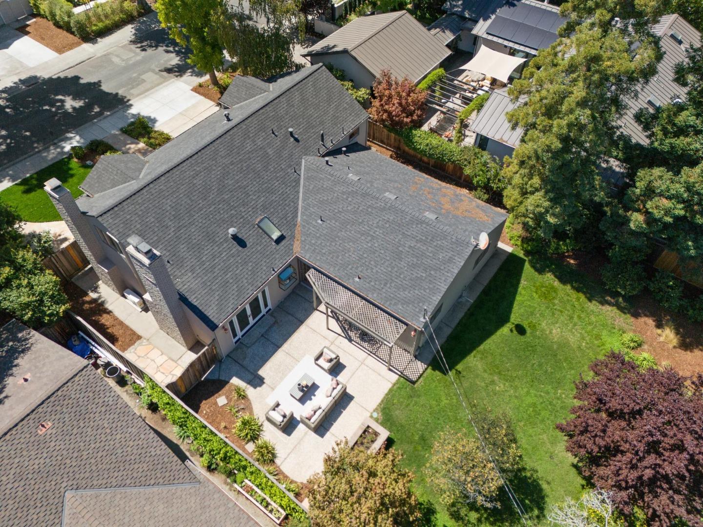 Detail Gallery Image 24 of 25 For 1417 Pitman Ave, Palo Alto,  CA 94301 - 5 Beds | 3 Baths