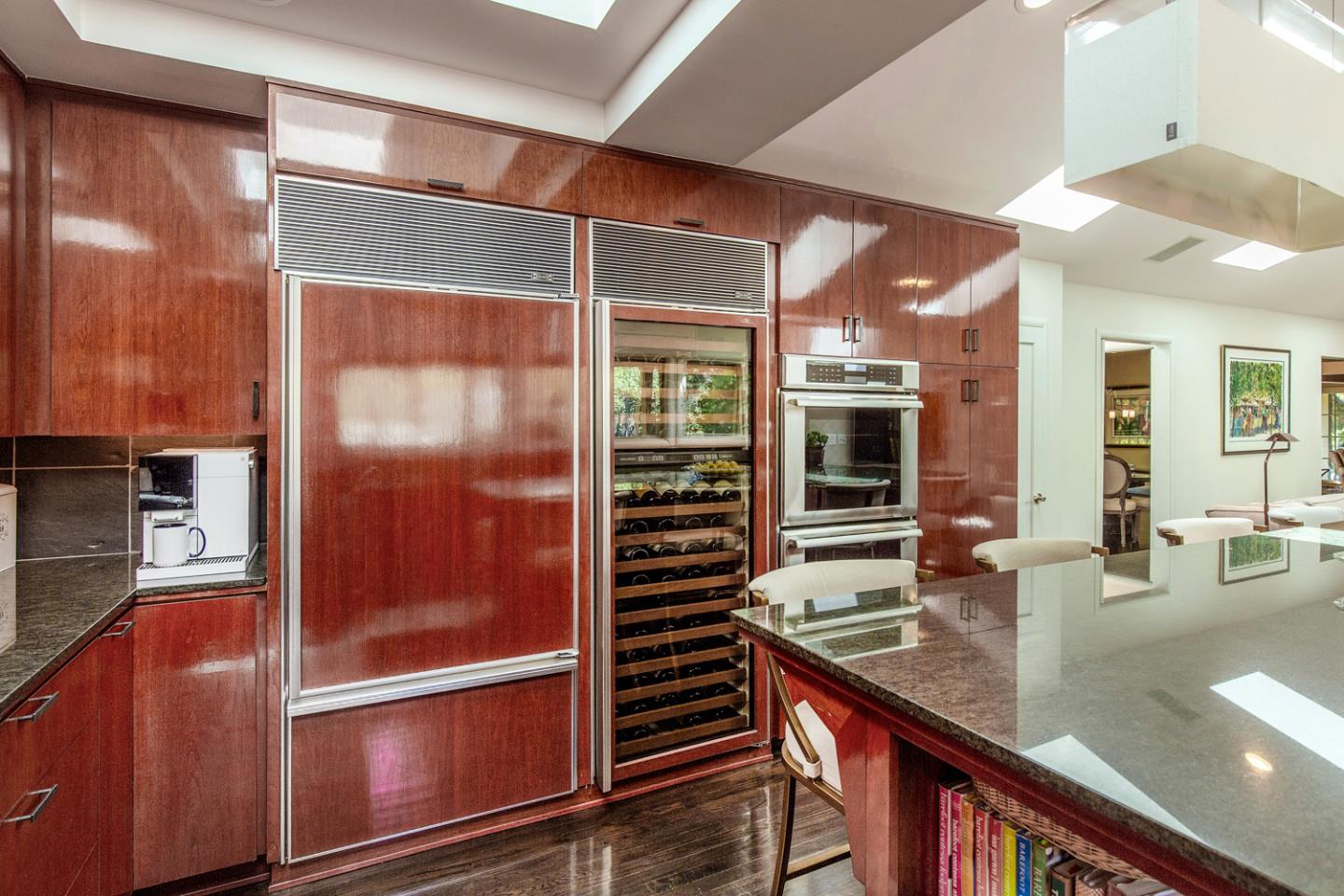 Detail Gallery Image 13 of 41 For 11981 Magdalena Ave, Los Altos Hills,  CA 94024 - 3 Beds | 2/1 Baths