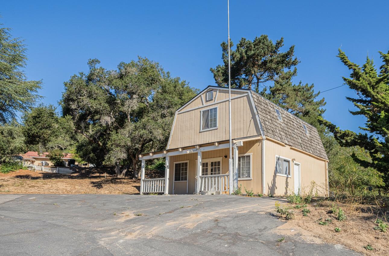 Detail Gallery Image 12 of 24 For 7500 Langley Canyon Rd, Salinas,  CA 93907 - 4 Beds | 3 Baths