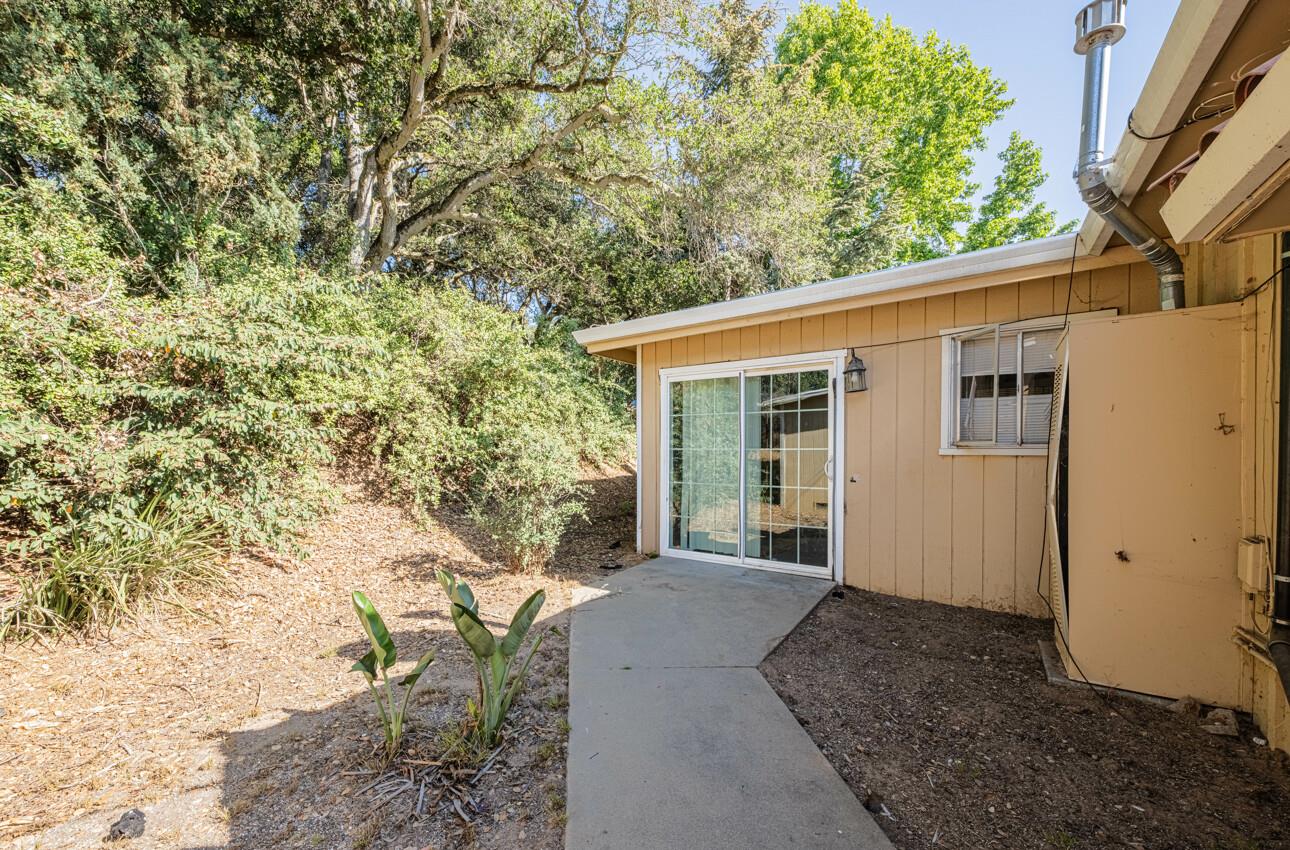 Detail Gallery Image 7 of 24 For 7500 Langley Canyon Rd, Salinas,  CA 93907 - 4 Beds | 3 Baths