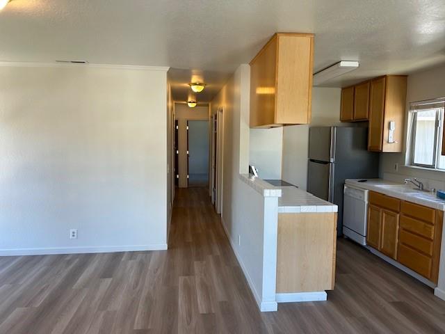 Detail Gallery Image 3 of 6 For 475 Plum St a,  Capitola,  CA 95010 - 3 Beds | 1 Baths