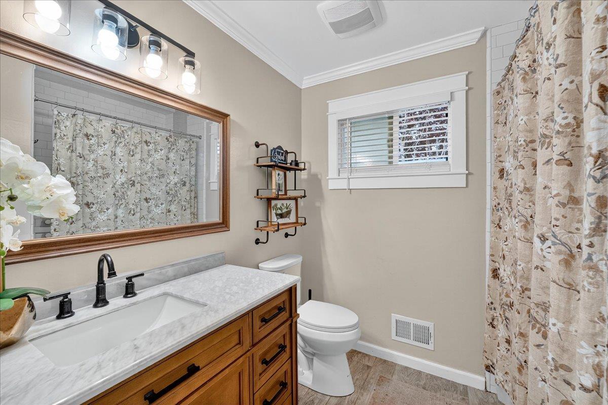 Detail Gallery Image 33 of 44 For 877 San Simeon Dr, Salinas,  CA 93901 - 4 Beds | 2 Baths