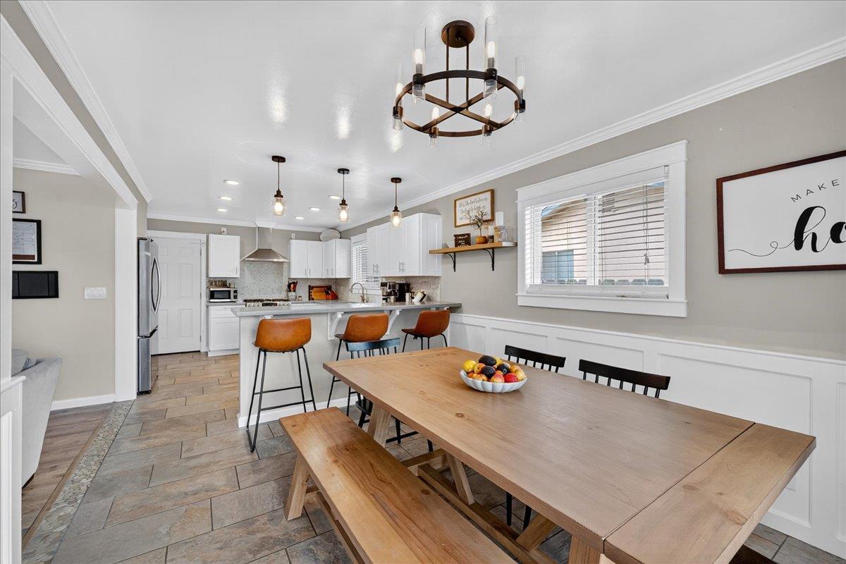 Detail Gallery Image 9 of 44 For 877 San Simeon Dr, Salinas,  CA 93901 - 4 Beds | 2 Baths